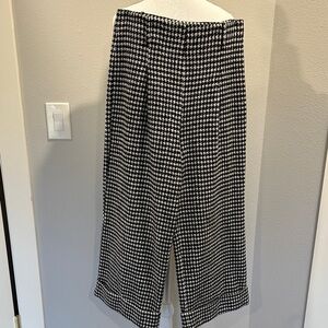 Women's Black and White Houndstooth Wide Leg Pants